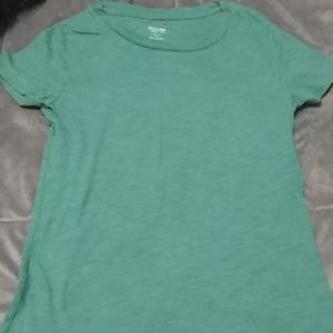 Green plain tee!